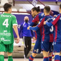 Levante y ElPozo completan los cuartos de final de Copa