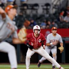 Oklahoma continue their run, upend Texas A&M