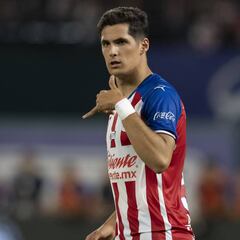 Meta ambiciosa del 'Tepa': superar en goles a Bravo