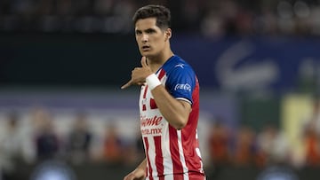 Meta ambiciosa del 'Tepa': superar en goles a Bravo