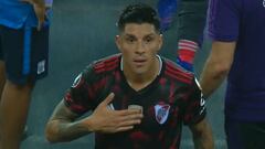 El feo gesto de Enzo Pérez a la hinchada de Alianza Lima