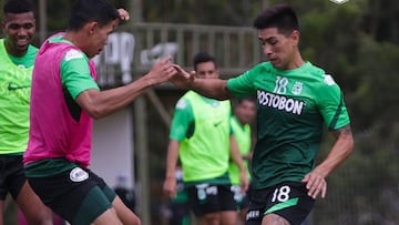 El zaguero argentino llegó en 2021 a reforzar la defensa de Atlético Nacional