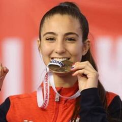 La historia de la chilena que llegó a la cima del karate mundial