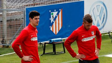 Courtois y Alderweireld se entrenan con el Atlético en 2014.