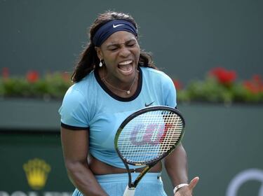 Top seeds advance at Indian Wells