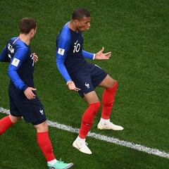 Mbappé ya es historia en Francia; Perú, eliminada