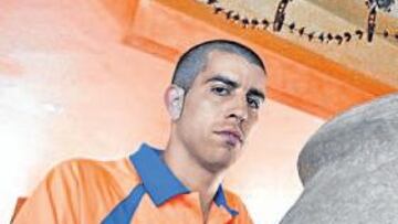 <b>POLIVALENCIA. </b>Juanito posa para AS en el Hotel Antequera Golf.