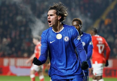 ‘Manotazo’ copero de Guiu