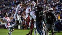 Necaxa celebra el gol de la victoria y el pase a la final de la Copa MX.