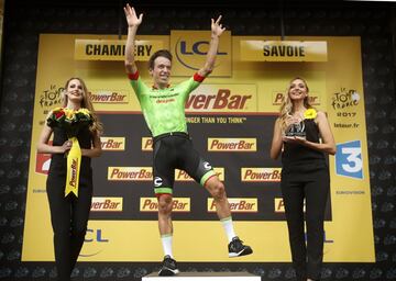 Terrible caída de Porte el día en el que Froome es más líder