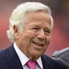 Robert Kraft tiene esperanza en el retorno de Rob Gronkowski