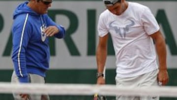 Las molestias en la espalda exigen tener precaución a Nadal