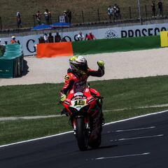 Bautista gana la carrera 1 de Misano y consolida su liderato