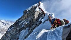 Nepal prepara la primera carretera para llegar al Everest