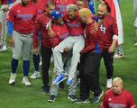 Video: El momento de la lesión de Edwin Díaz en la celebración con Puerto Rico