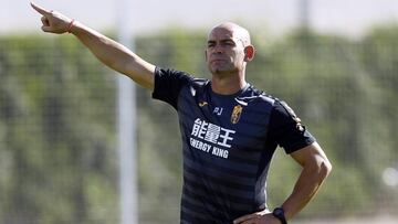 25/09/16  Entrenamiento del Granada CF 
 En la imagen ENTRENADOR Paco Jemez