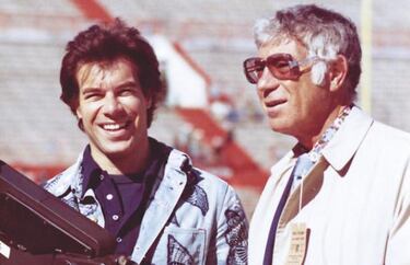 TRIBUNA LIBRE: No please, don’t go