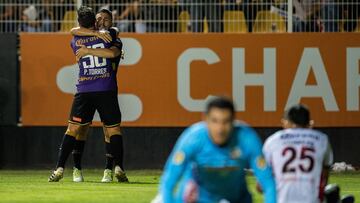 Mois&eacute;s Velasco cobr&oacute; de tiro de esquina rumbo al arco de los visitantes, pero el arquero Jos&eacute; Canales no logr&oacute; evitar el primero de la Gran Final de Ascenso.