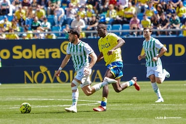 Guardiola y Jacobo, dos bajas para el mismo puesto