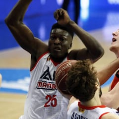 'La gran jugada' del Fuenlabrada recoge dos toneladas de comida