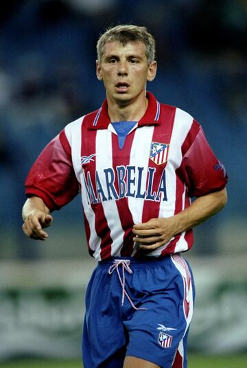 Futbolista yugoslavo, firmó en 1998 por el Atlético de Madrid procedente de la Lazio. Doble campeón de Europa (Estrella Roja, 1991, y Juventus en 1996) su fichaje fue ilusionante para la afición rojiblanca que veía en el serbio un digno heredero de Pantic, que ese año se marchó del club.
Las lesiones impideron ver el nivel que tenía Jugovic y se marchó al final de temporada al Inter de Milán. 