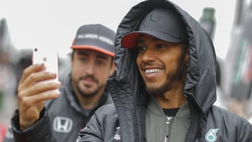 Hamilton: "¿Alonso a Mercedes en 2018? Eso no va a pasar"