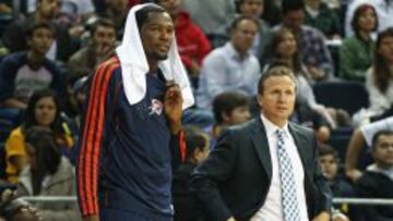 Kevin Durant y Scott Brooks.