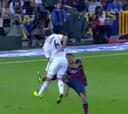 El otro posible penalti no pitado: de Adriano a Khedira