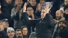 Arsenal's Emery fined £8,000 for kicking bottle towards fans