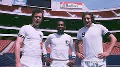 El Cosmos volvió a salir en los periódicos cuando ficharon a Raúl en 2015, pero ya fue un equipo muy mediático entre los setenta y ochenta, cuando ficharon jugadores de la talla de Neeskens, Carlos Alberto, Pelé o Beckenbauer. En 1984 la NASL se terminó y el club duró solo una temporada más. En 2010, con el renacimiento de la NASL, volvió el Cosmos refundado. 