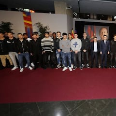 Messi capitanea el recuerdo de la plantilla a Josep Lluís Núñez