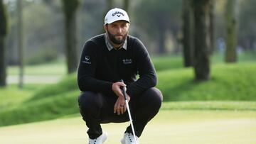 Jon Rahm, a cuatro golpes de los líderes tras la segunda ronda