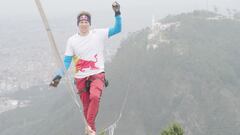 El atleta estonio hace historia en Colombia al cruzar en cuerda floja desde Monserrate hasta el cerro de Guadalupe. 2 horas y 12 minutos duró su recorrido lleno adrenalina y máxima tensión.