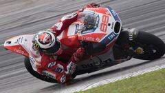 Jorge Lorenzo, con la Ducati en Sepang.