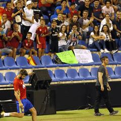 División de opiniones hacia Piqué en el entrenamiento