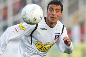 Roberto Cereceda ha jugado por Colo Colo (2007-2011), Universidad Católica (2011) y por Universidad de Chile (2012-2014). 