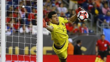 Boliviano Carlos Lampe debutará en el arco de Huachipato