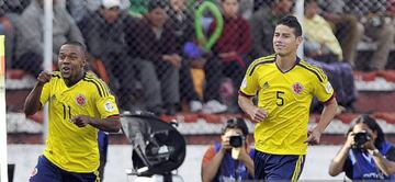 James Rodríguez debutó con la Selección Colombia con la número 5 ante Bolivia en La Paz. El volante jugó un gran partido, demostrando que iba a ser muy importante. 