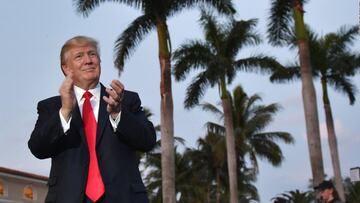 El retiro dorado de Trump en Florida: sin Twitter pero con golf y mucha pol¨¦mica