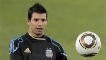 <b>Agüero</b>, durante un entrenamiento.