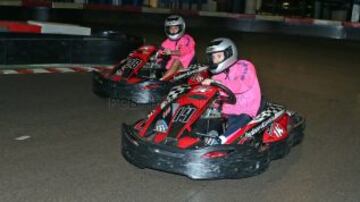 Lionel Messi y el plantel de Barcelona se divirtieron haciendo karting.