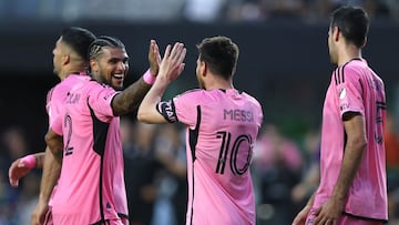 FORT LAUDERDALE, FLORIDA - MARCH 02: Lionel Messi #10 of Inter Miami CF celebrates with DeAndre Yedlin #2 after scoring a goal during the second half against the Orlando City SC at DRV PNK Stadium on March 02, 2024 in Fort Lauderdale, Florida.   Megan Briggs/Getty Images/AFP (Photo by Megan Briggs / GETTY IMAGES NORTH AMERICA / Getty Images via AFP)