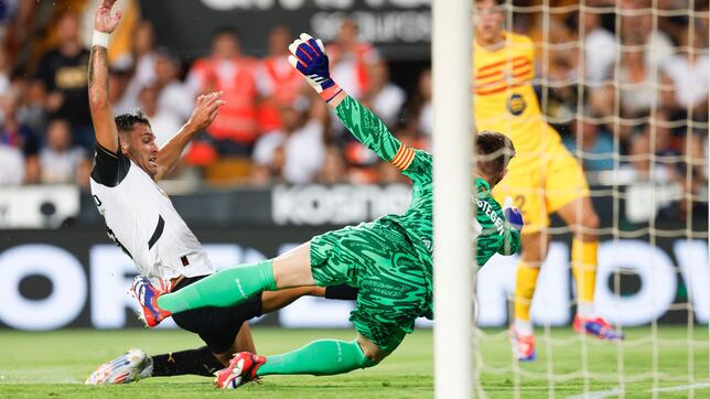 Aprobados y suspensos del Valencia: Duro no fue suficiente