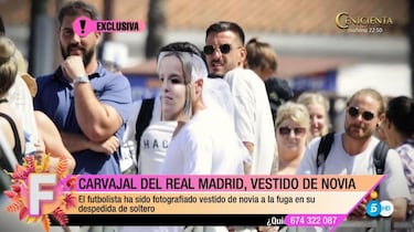 Salen a la luz las fotos de Carvajal vestido de novia en su despedida de soltero