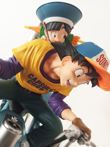 Figura Goku & Gohan de Dragon Ball por Megahouse