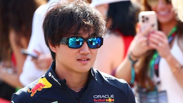 Yuki Tsunoda se lleva paliza en el lugar de Checo Pérez