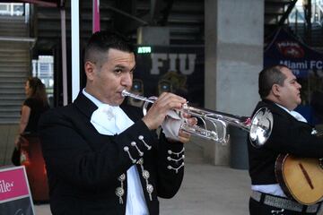 El grupo mariachi en las horas previas del Miami FC vs. Carolina RailHawks FC.