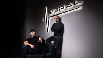 No es famoso en Chile, pero en otras partes del mundo es un genio: hoy trabaja con clientes como Taylor Swift