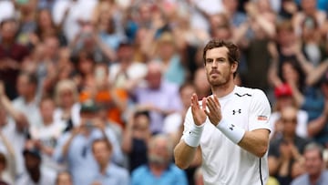 Murray breezes into second round at Wimbledon