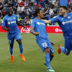 Golazo de Damián desde 31 metros digno del premio Puskas